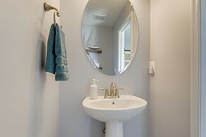 Walk to Dtwn: Waterfront Eastern Shore Townhome!