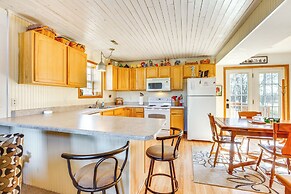 'red Barn Getaway' Chillicothe Countryside Home
