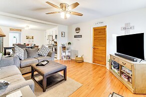 Pet-friendly Home w/ Fenced Yard: 'cozy in Casey'