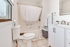 Pet-friendly Home w/ Fenced Yard: 'cozy in Casey'