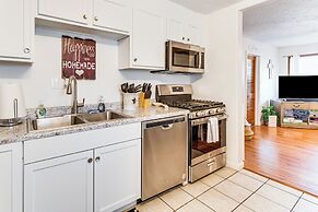 Pet-friendly Home w/ Fenced Yard: 'cozy in Casey'