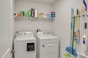 Work, Explore & More: Lebanon Family Home!