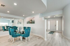 Waterfront Gem: Crystal River Family Home