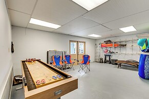 Waterfront Gem: Crystal River Family Home