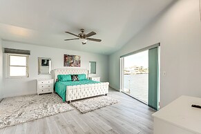 Waterfront Gem: Crystal River Family Home