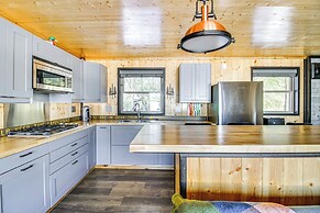 Lakefront Cabin on Lake Vermilion: Dock, Boat Lift