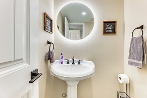 5 Mi to Dtwn Tempe: Townhome w/ Pool Access