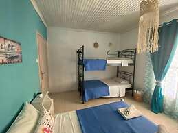 Alonnisos Beachfront Nest - Cozy Summer Gem