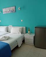 Alonnisos Beachfront Nest - Cozy Summer Getaway