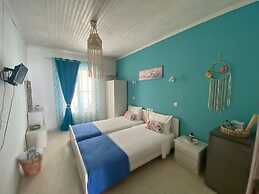 Alonnisos Beachfront Nest - Cozy Summer Getaway