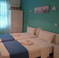 Alonnisos Beachfront Nest - Cozy Summer Getaway