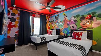 Upstay Family Home w Cinema Pool BBQ Clermont