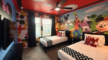 Upstay Family Home w Cinema Pool BBQ Clermont