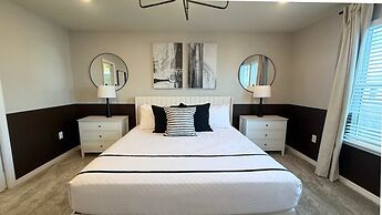 Upstay Family Home w Cinema Pool BBQ Clermont