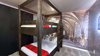 Upstay Family Home w Cinema Pool BBQ Clermont