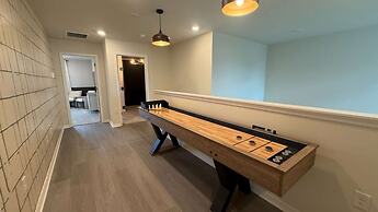 Upstay Family Home w Cinema Pool BBQ Clermont