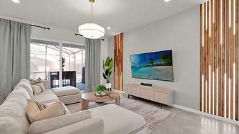 Upstay Family Home w Cinema Pool BBQ Clermont