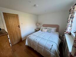 The Barn in the Chilterns - From 1590 Per Night