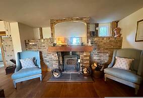 The Barn in the Chilterns - From 1590 Per Night