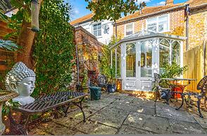 Basketmakers Cottage - From 145 Per Night