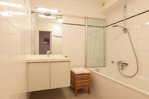 Apartment in Middelkerke With Sea View