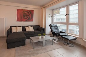 Apartment in Middelkerke With Sea View