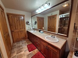 3br Red Hawk Townhome - Gondola Access 3 Bedroom Townhouse