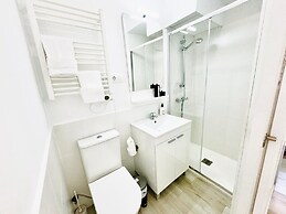 Cinco Torres Suites