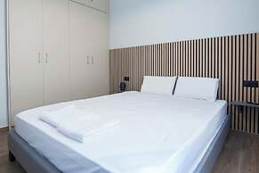 Fresh Modern 1 Bd Apt in Vibrant Patisia