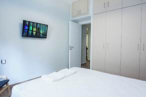 Fresh Modern 1 Bd Apt in Vibrant Patisia