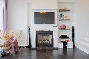 Pink Rose Beachfront Villa