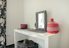 Pink Rose Beachfront Villa