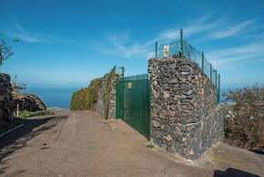 Tropical Oasis in Santa Ursula
