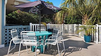 Pool, Tennis, Beach Access & Pet-friendly fun + Free Attraction Ticket