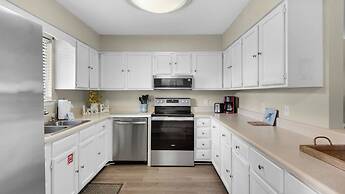 Pool, Tennis, Beach Access & Pet-friendly fun + Free Attraction Ticket