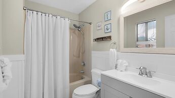 Pool, Tennis, Beach Access & Pet-friendly fun + Free Attraction Ticket