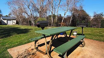 Pool, Tennis, Beach Access & Pet-friendly fun + Free Attraction Ticket