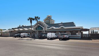 Pool, Tennis, Beach Access & Pet-friendly fun + Free Attraction Ticket