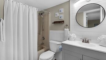 Pool, Tennis, Beach Access & Pet-friendly fun + Free Attraction Ticket