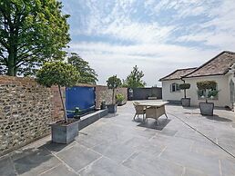 Unique Stay for Large Groups - Please Enquire!