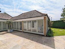 Unique Stay for Large Groups - Please Enquire!