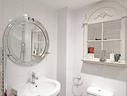 Unique Stay for Large Groups - Please Enquire!