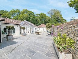 Unique Stay for Large Groups - Please Enquire!