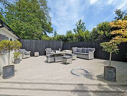 Unique Stay for Large Groups - Please Enquire!