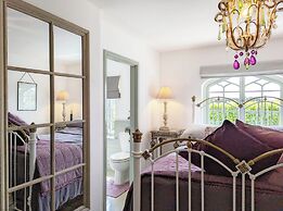 Unique Stay for Large Groups - Please Enquire!