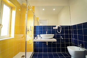 P.C. BOUTIQUE MEDINA H. CENTRO