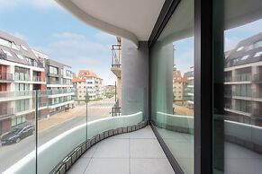 Newly-built Apartment by the sea