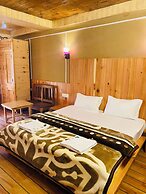 Tirthan Holidays Cottage