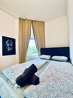 Spacious 4 BR Apt Perfect for Groups