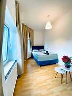 Spacious 4 BR Apt Perfect for Groups